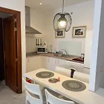 Modernlux Apartment *